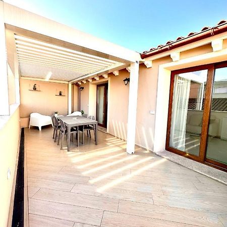 Waterfront Apartment אולביה מראה חיצוני תמונה
